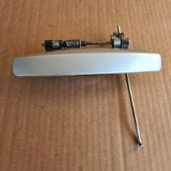 Priekšējāis kreisais durvju rokturis priekš DACIA LODGY 2014