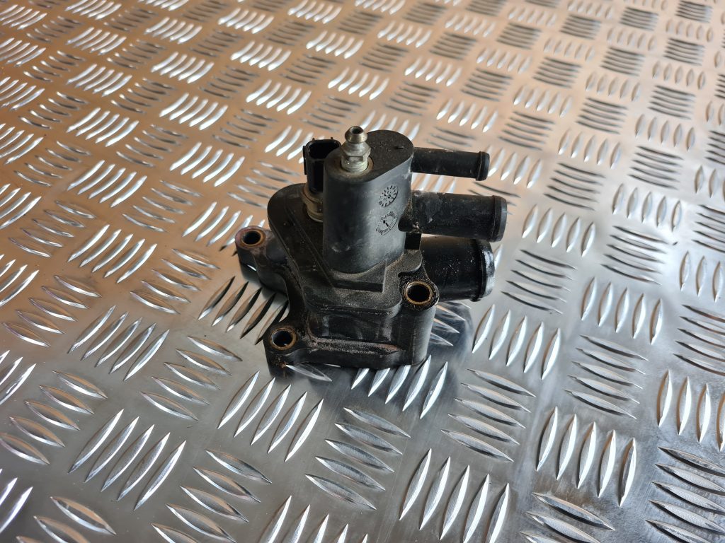 Termostata korpuss priekš CHRYSLER SEBRING 2006