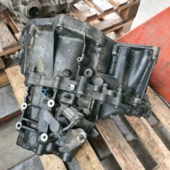 Mehāniska pārnesumkārba priekš NISSAN X-TRAIL 2005