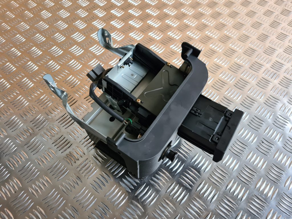 Pelnu trauks priekš NISSAN X-TRAIL 2005