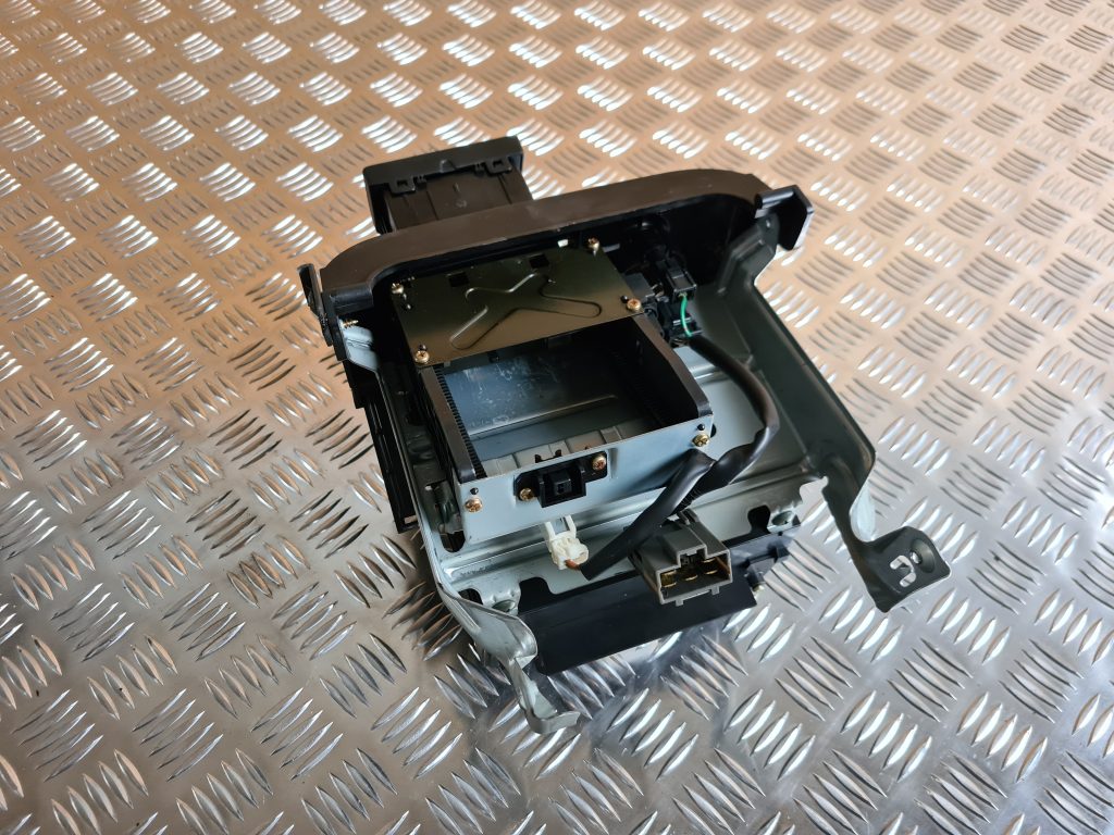 Pelnu trauks priekš NISSAN X-TRAIL 2005