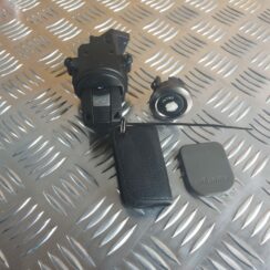 Aizdedzes slēdzene priekš BMW 525 E60 2006 OLIVE