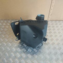 Gaisa filtra korpuss priekš BMW 525 E60 2006 OLIVE