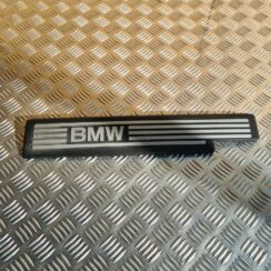 Dzinēja dekoratīva vāka daļa priekš BMW 525 E60 2006 OLIVE