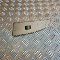 Stikla pacelšanas poga priekš BMW 525 E60 2006 OLIVE