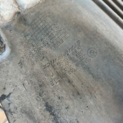 Priekšējais labais dubļu aizsargs priekš BMW 525 E60 2006 OLIVE