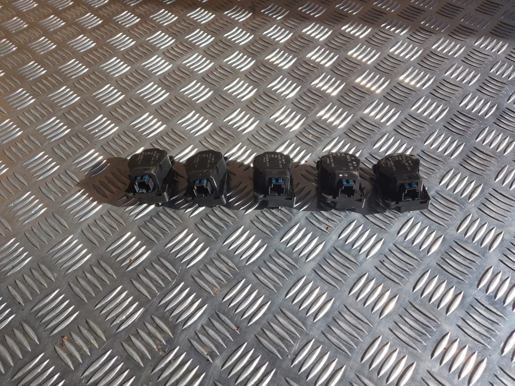 Apsildes sistēmas aktuators priekš PEUGEOT 407 2006