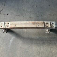 Aizmugurējā bufera pastiprinātājs priekš TOYOTA AVENSIS 2012