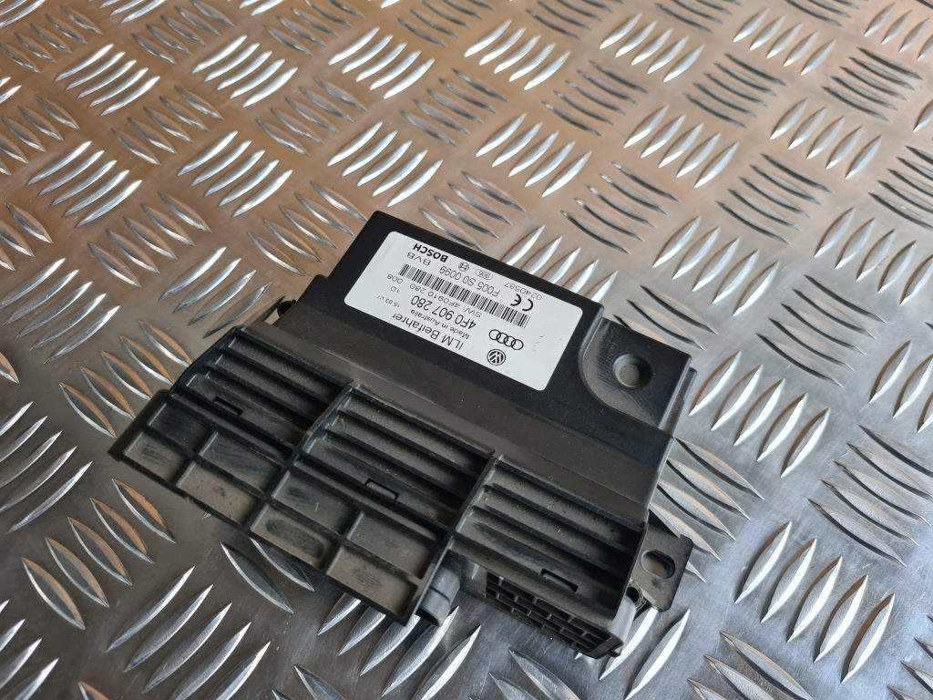 Borta sistēmas vadības bloks priekš AUDI A6 AVANT 2007 QUATTRO