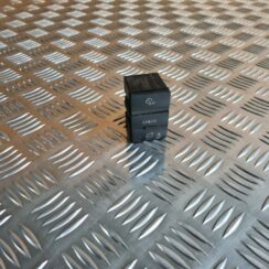 Mērinstrumentu paneļa pārslēgšanas pogas priekš AUDI A6 AVANT 2007 QUATTRO