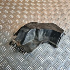 Drošinātāju kārbas korpusa vāks priekš AUDI A6 AVANT 2007 QUATTRO