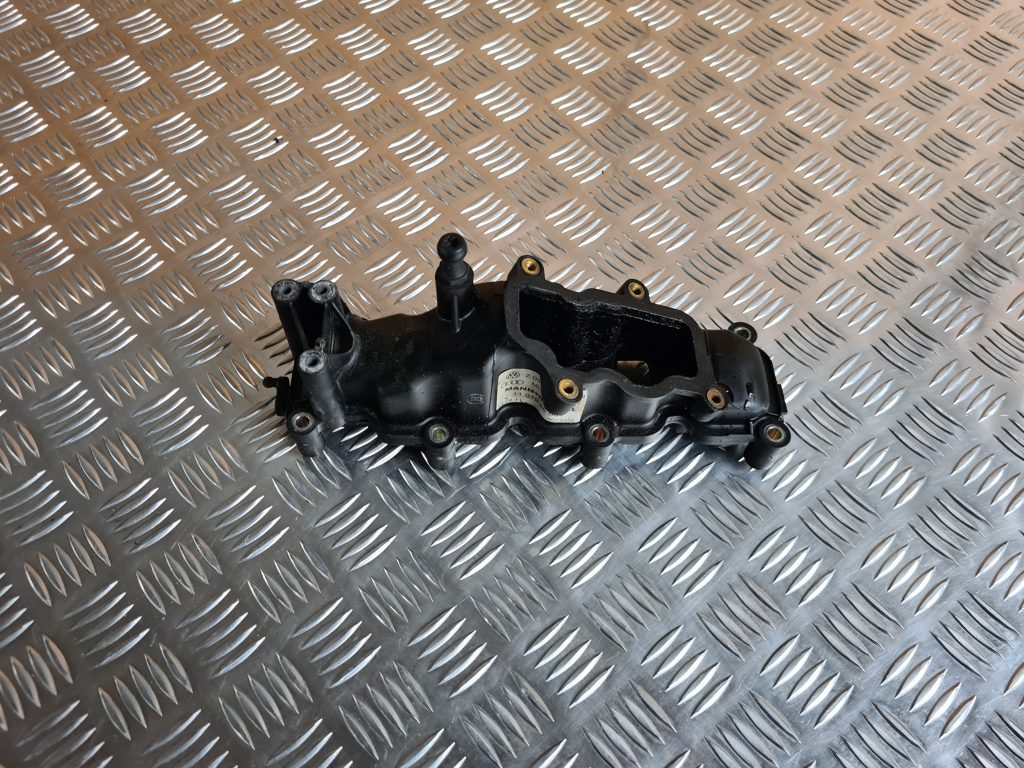 Ieplūdes kolektors priekš AUDI A6 AVANT 2007 QUATTRO 1 Ieplūdes kolektors priekš AUDI A6 AVANT 2007 QUATTRO