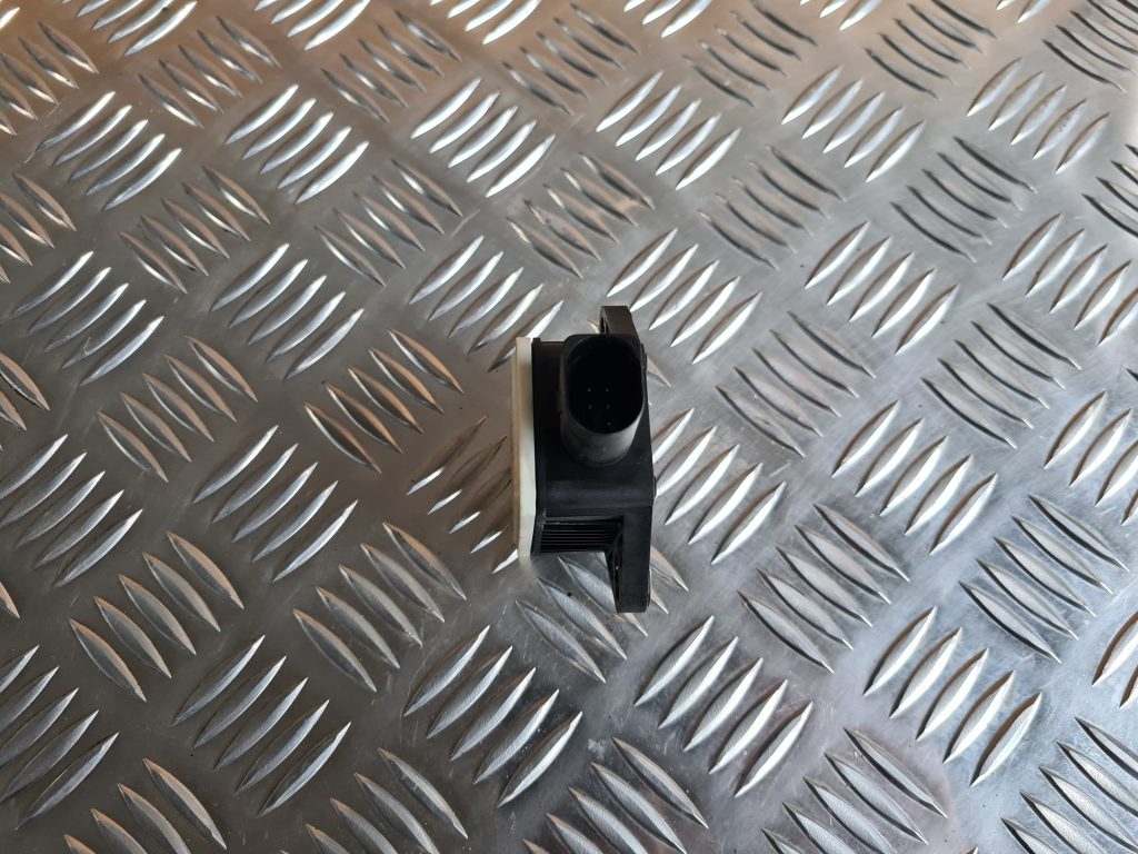 ESP ātruma devējs priekš AUDI A6 AVANT 2007 QUATTRO 2 ESP ātruma devējs priekš AUDI A6 AVANT 2007 QUATTRO