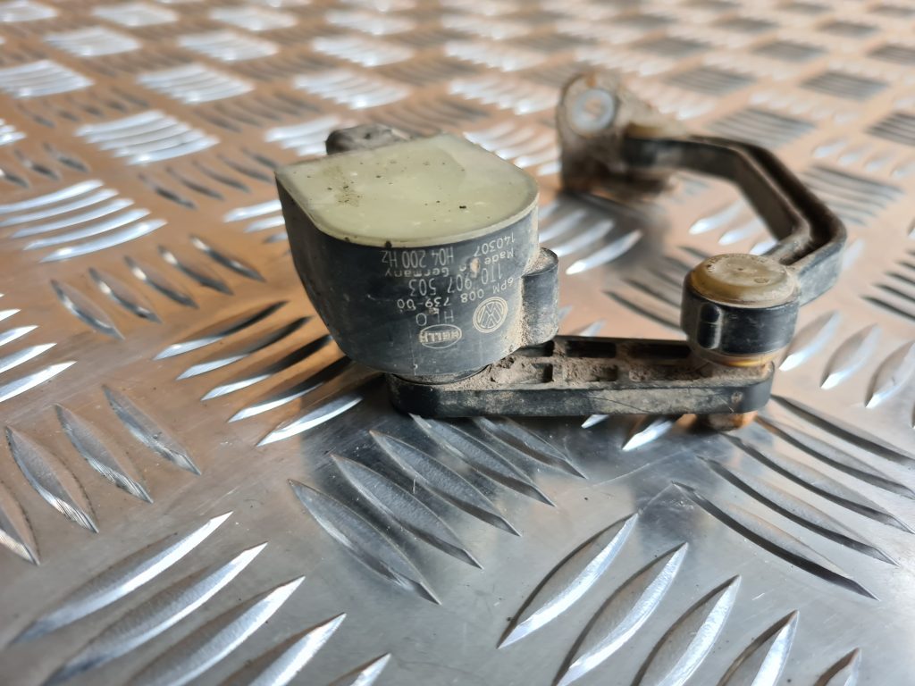 Lukturu diapazona korekcijas sensors, priekšā priekš AUDI A6 AVANT 2007 QUATTRO 2 Lukturu diapazona korekcijas sensors, priekšā priekš AUDI A6 AVANT 2007 QUATTRO