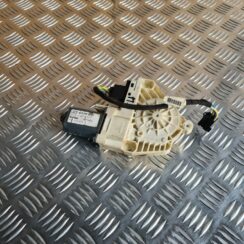 Elektrisko stiklu motors priekš AUDI A6 AVANT 2007 QUATTRO