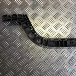 Aizmugurējā spārna un bufera stiprinājums priekš VOLVO S40 2007