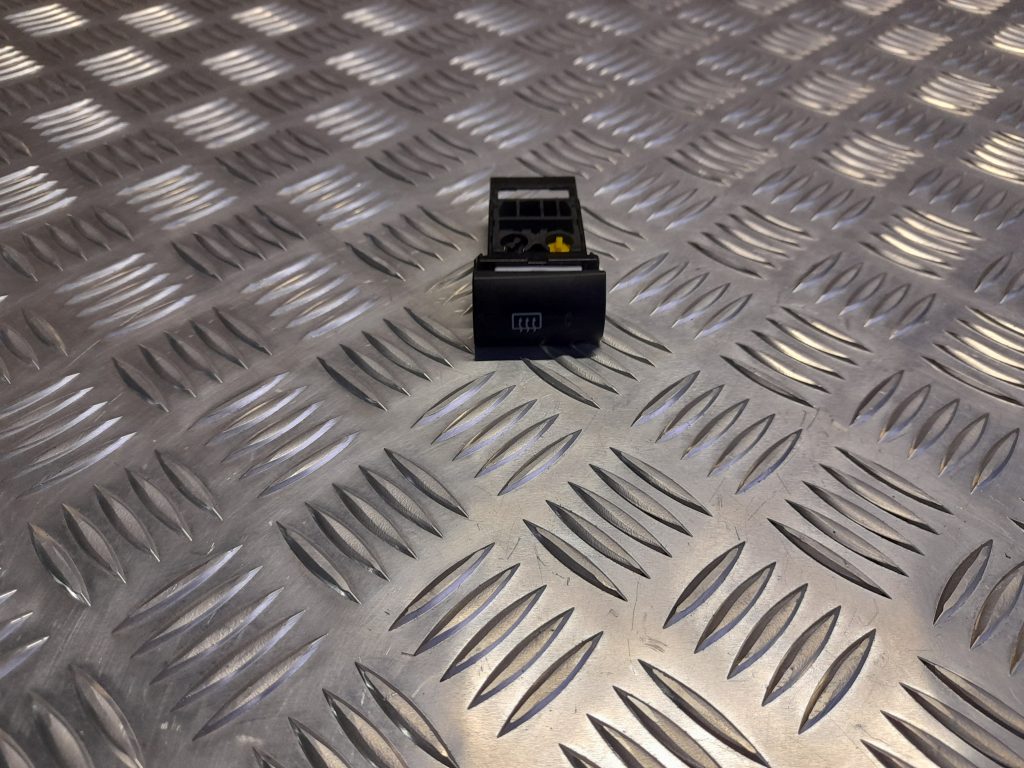 Aizmugurējā stikla apsildes ieslēgšanas poga priekš KIA PICANTO 2006