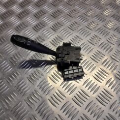 Pagrieziena rādītāju slēdzis priekš KIA PICANTO 2006