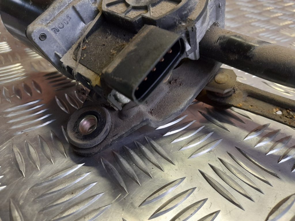 Vējstikla tīrīšanas mehānisms priekš KIA PICANTO 2006 3 Vējstikla tīrīšanas mehānisms priekš KIA PICANTO 2006