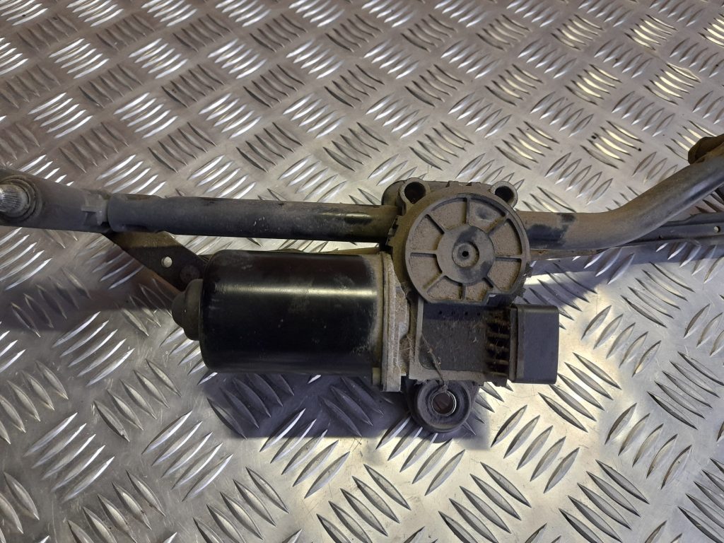 Vējstikla tīrīšanas mehānisms priekš KIA PICANTO 2006 2 Vējstikla tīrīšanas mehānisms priekš KIA PICANTO 2006