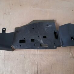 Mērinstrumentu paneļa apakšēja apdare priekš CITROEN PICASSO 2007