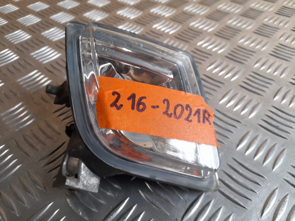 Miglas lukturis priekšā labajā pusē priekš MAZDA 6 2008 3 Miglas lukturis priekšā labajā pusē priekš MAZDA 6 2008