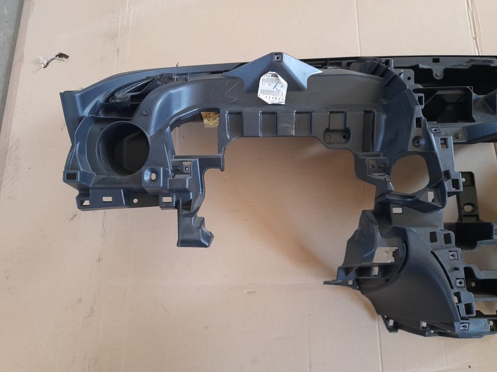 Mērinstrumentu panelis priekš MAZDA 6 2008 4 Mērinstrumentu panelis priekš MAZDA 6 2008