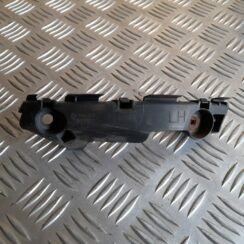 Priekšēja bufera kronšteins priekš MAZDA 6 2008