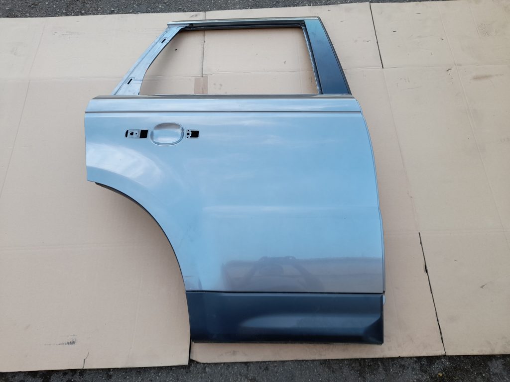 Aizmugurējās labās durvis priekš RANGE ROVER SPORT 2007