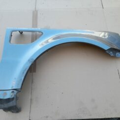 Priekšējais labais spārns priekš RANGE ROVER SPORT 2007