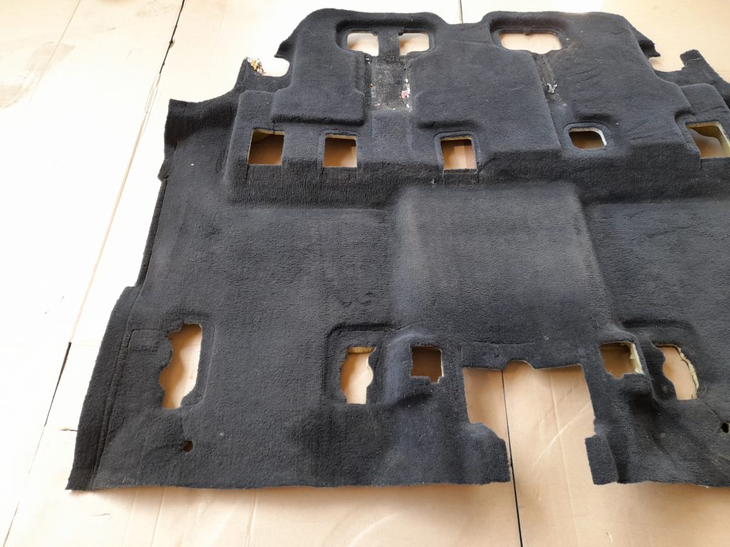 Salona paklājs priekš RANGE ROVER SPORT 2007 3 Salona paklājs priekš RANGE ROVER SPORT 2007