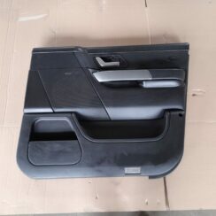 Priekšējo labo durvju apdare priekš RANGE ROVER SPORT 2007