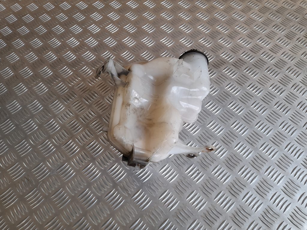 Dzesēšanas šķidruma tvertne priekš RANGE ROVER SPORT 2007 1 Dzesēšanas šķidruma tvertne priekš RANGE ROVER SPORT 2007