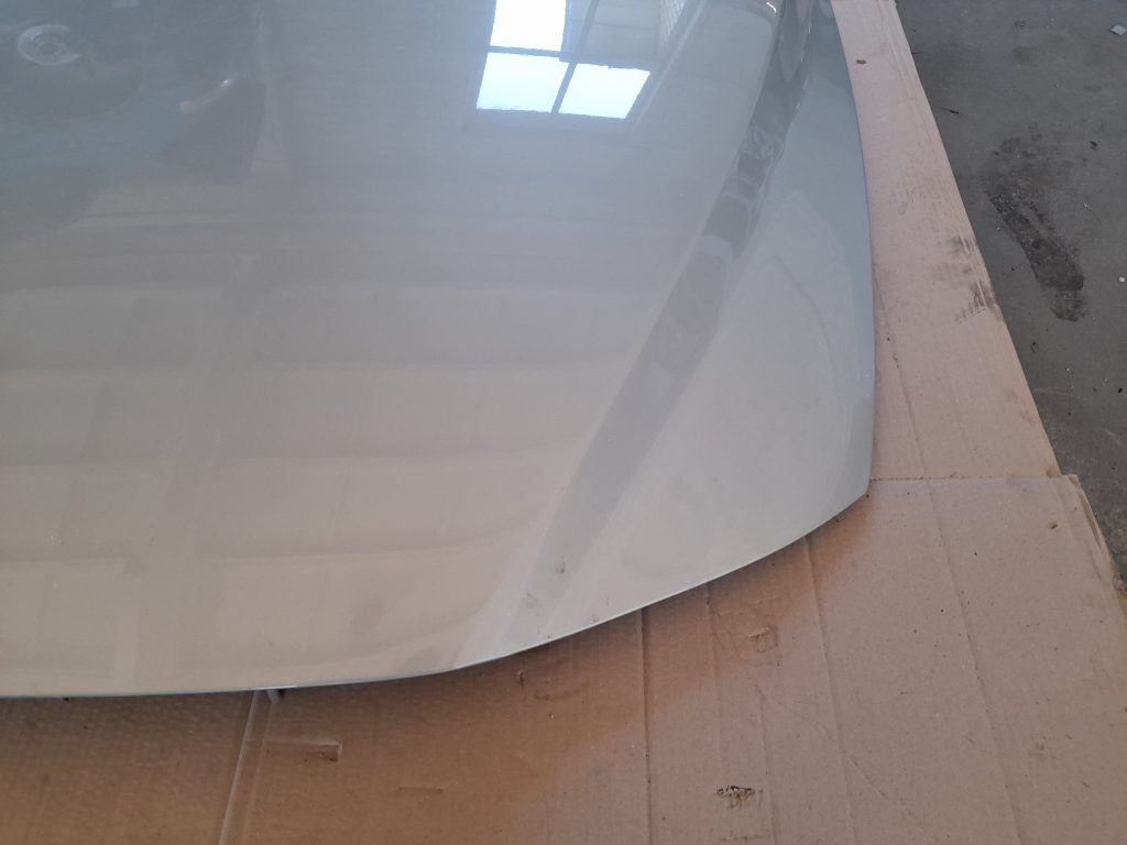 Pārsegs priekš VOLVO V70 2003 SILVER