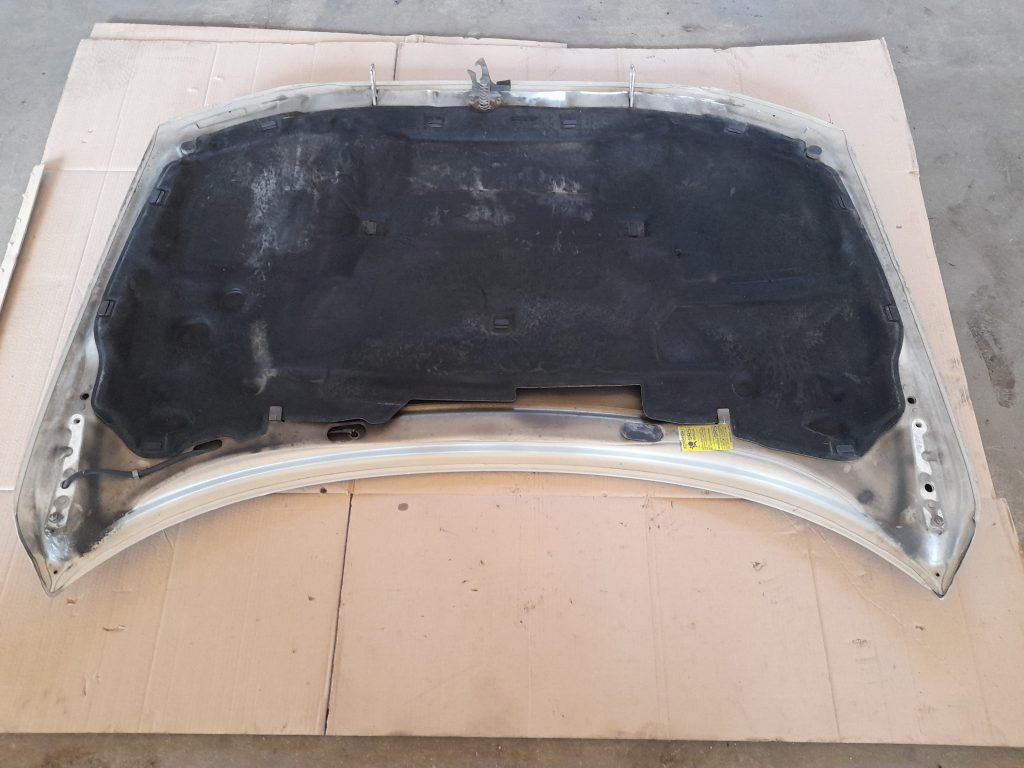 Pārsegs priekš VOLVO V70 2003 SILVER