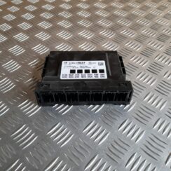 Parkošanās devēju vadības bloks priekš OPEL ASTRA SPORT 2017