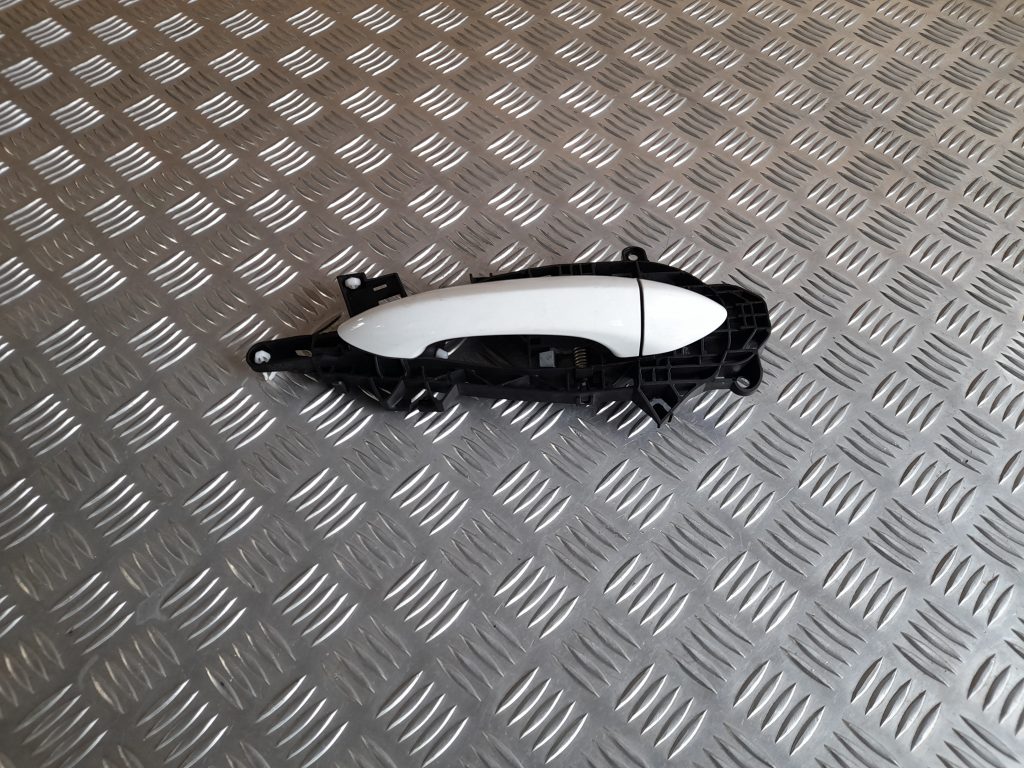 Aizmugurējāis labais durvju rokturis priekš OPEL ASTRA SPORT 2017