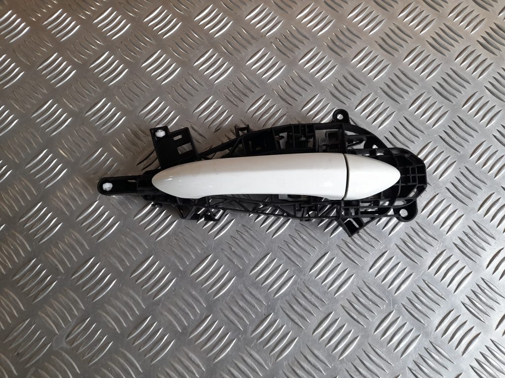 Aizmugurējāis labais durvju rokturis priekš OPEL ASTRA SPORT 2017