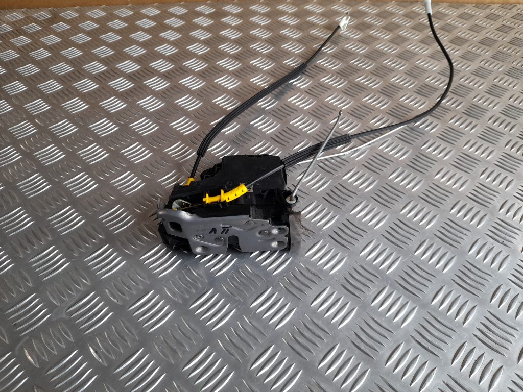 Priekšējo kreiso durvju slēdzene priekš OPEL ASTRA SPORT 2017