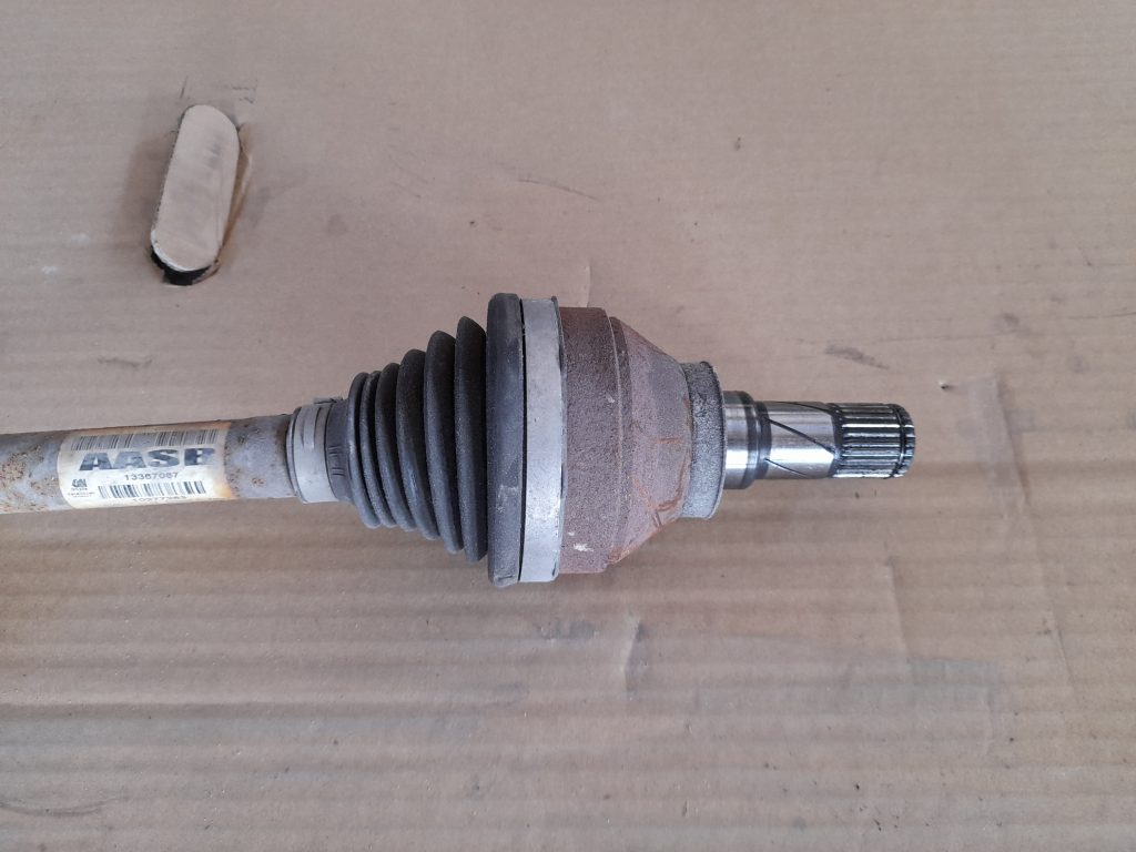 Pusass priekšējā kreisā priekš OPEL ASTRA SPORT 2017