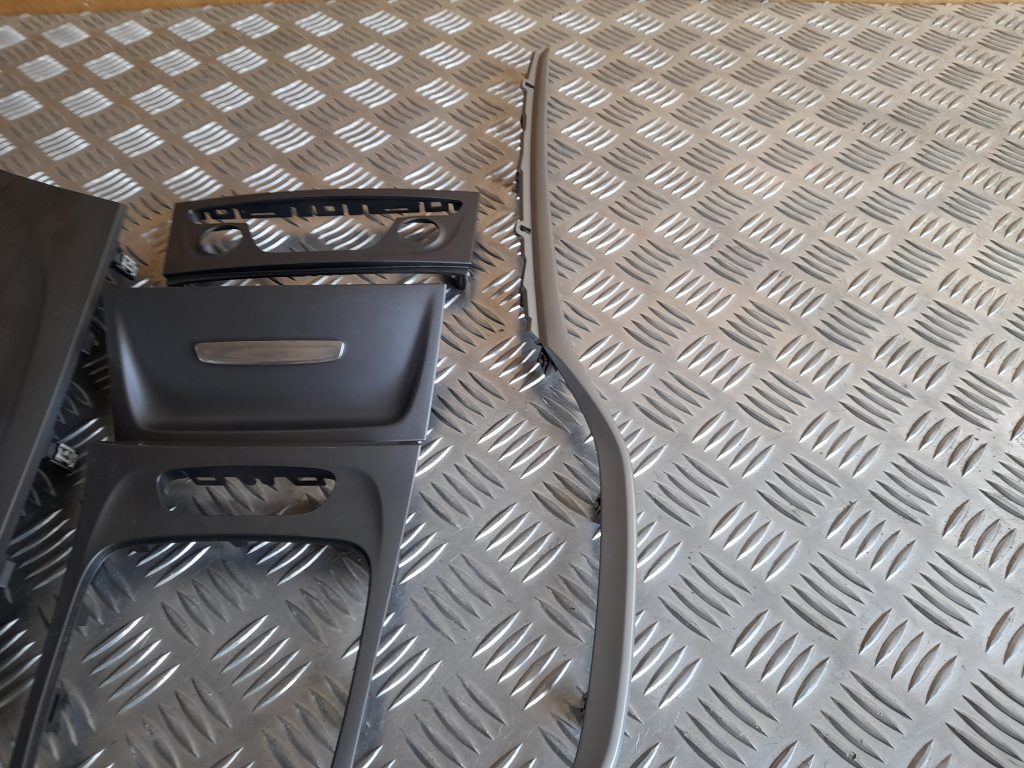 Salona apdares komplekts priekš OPEL ASTRA SPORT 2017 6 Salona apdares komplekts priekš OPEL ASTRA SPORT 2017