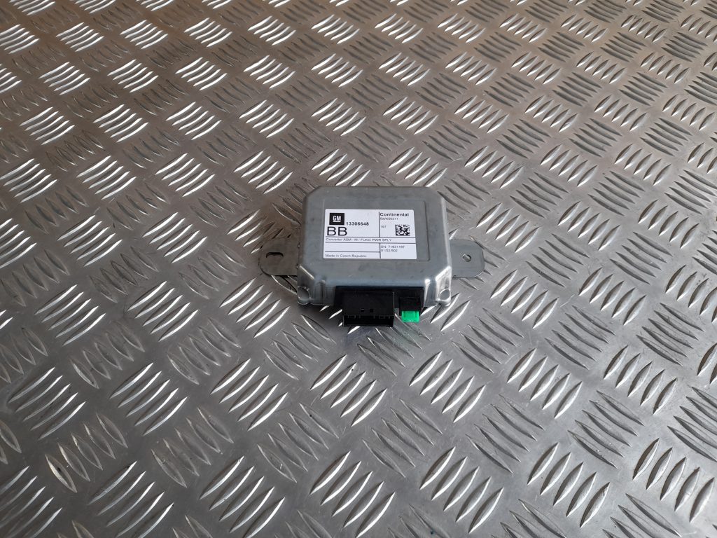 CD/DVD/Navigācijas bloks priekš OPEL ASTRA SPORT 2017 1 CD/DVD/Navigācijas bloks priekš OPEL ASTRA SPORT 2017