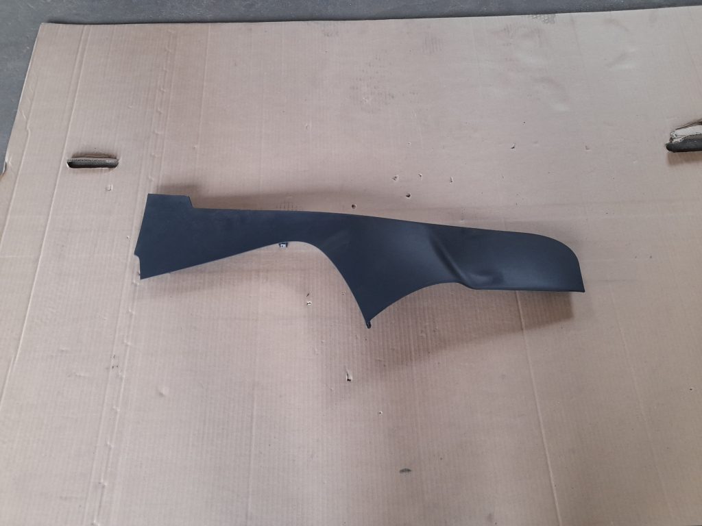 Centrālās konsoles (apdares) sānu panelis priekš VOLVO XC60 2009 1 Centrālās konsoles (apdares) sānu panelis priekš VOLVO XC60 2009