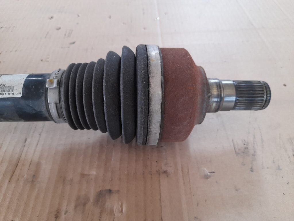 Pusass priekšējā kreisā priekš VOLVO XC60 2009