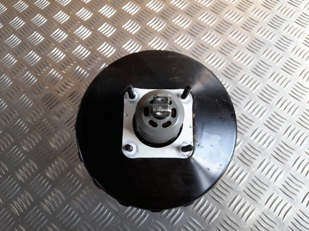 Vakuuma bremžu pastiprinātājs priekš VOLVO XC60 2009