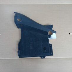 Bagāžnieka nodalījuma sānu apdare priekš VW TOUAREG 2007