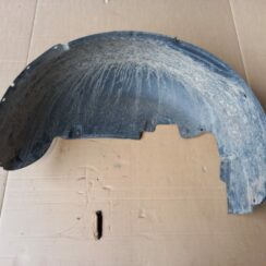 Aizmugurējais labais paspārns priekš VW TOUAREG 2007