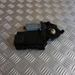 Elektrisko stiklu motors priekš VW TOUAREG 2007