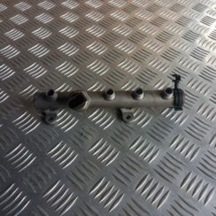 Degvielas sadales caurule priekš VW TOUAREG 2007