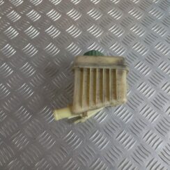 Stūres pastiprinātāja tvertne priekš VW TOUAREG 2007